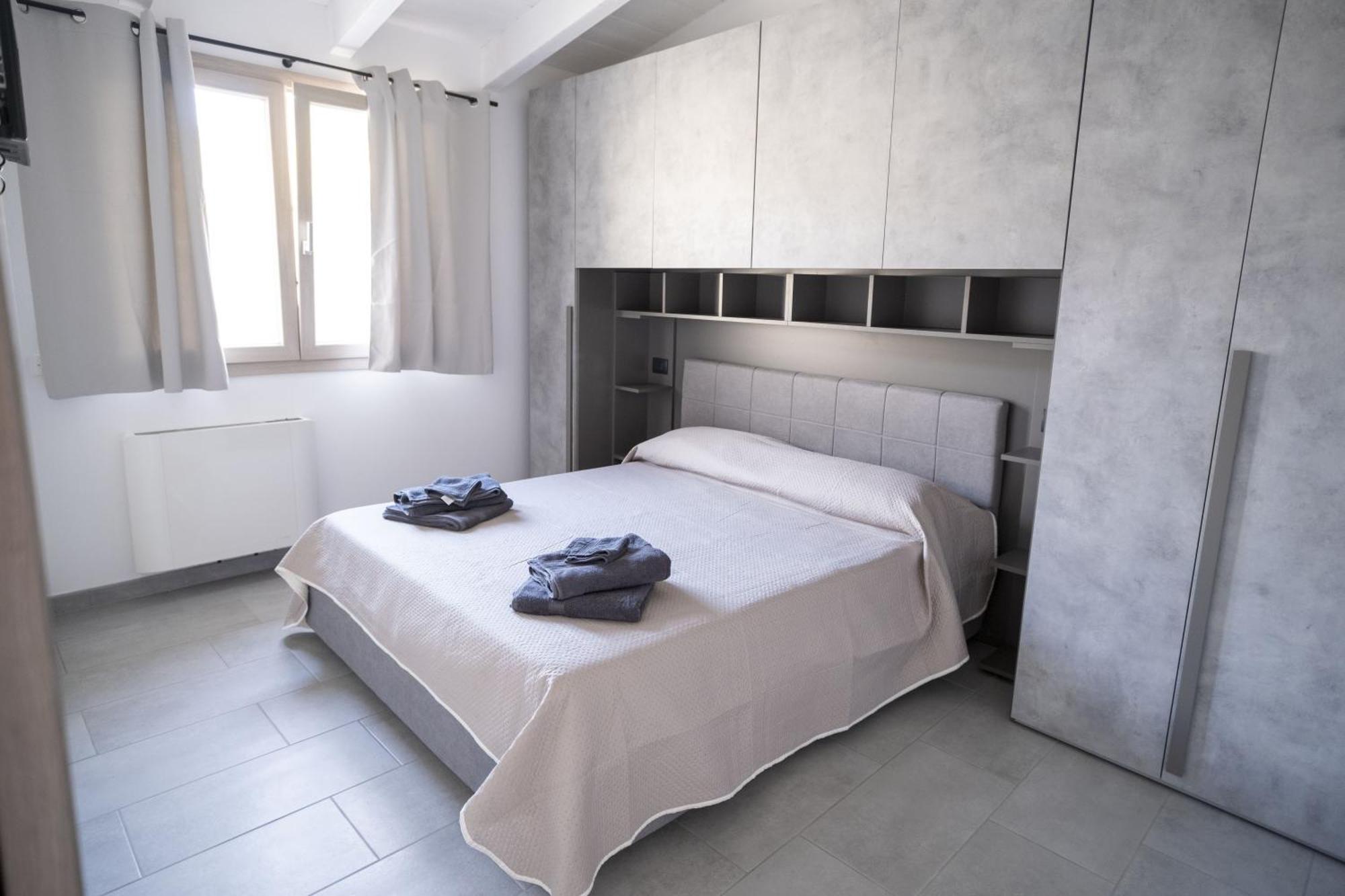 Hotel Domo San Leone Uta Extérieur photo